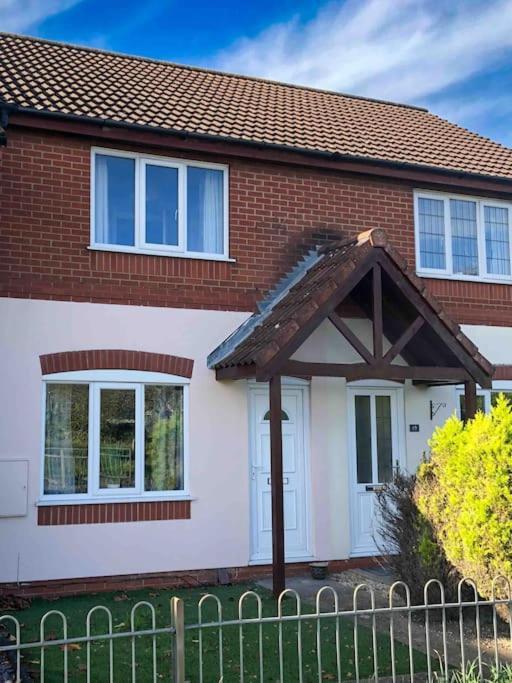 Mews House 5 Minutes Walk From The Sea Hébergement de vacances