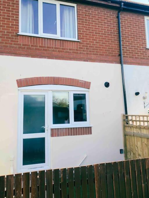 Mews House 5 Minutes Walk From The Sea Hébergement de vacances Cleethorpes